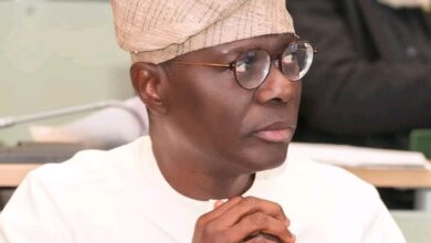 Gwamnan jihar Legas, Sanwo-Olu, ya amince da sakin fursunoni 55 a fadin jihar.