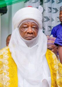 Sarkin Ilorin ya dakatar da wani basaraken gargajiya